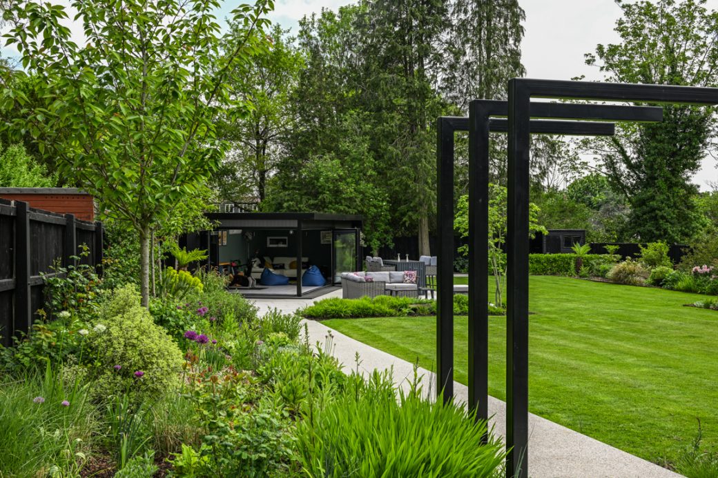 Large Residential Garden in West Midlands