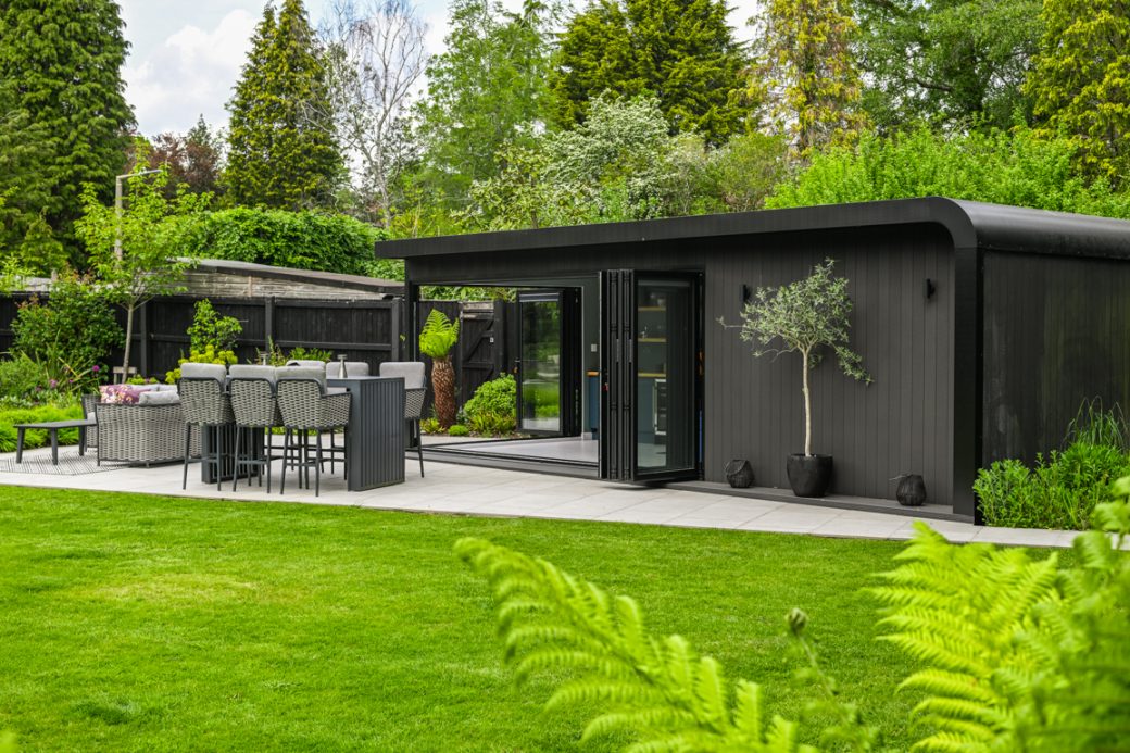 Large Residential Garden in West Midlands