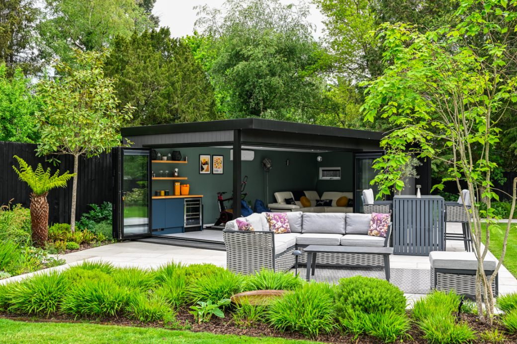 Large Residential Garden in West Midlands