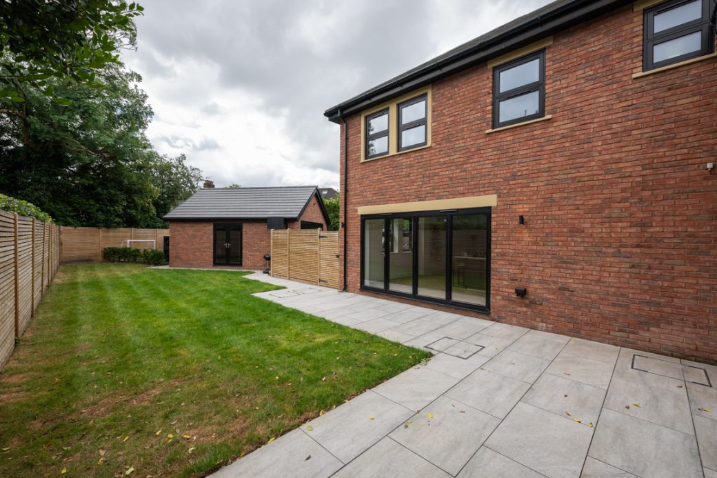 Modern Family Home in Manchester