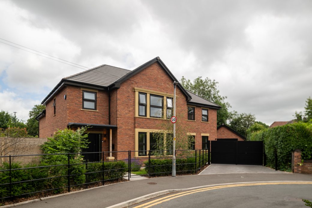 Modern Family Home in Manchester