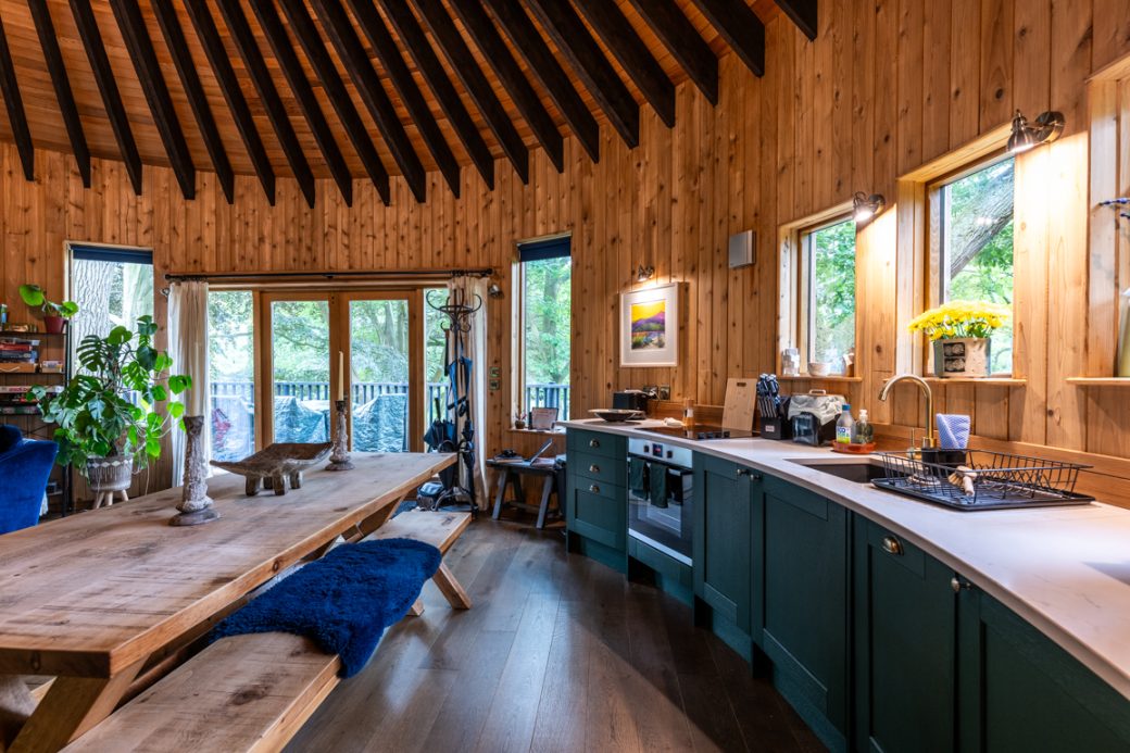 Luxury Treehouse Shoot Location in Yorkshire
