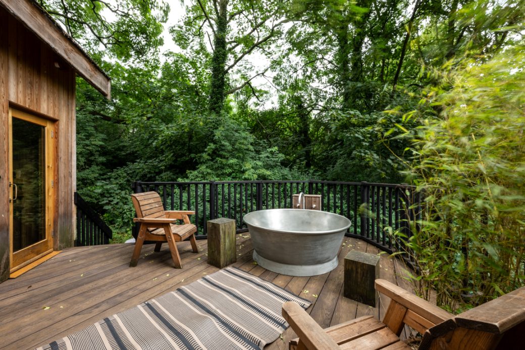 Luxury Treehouse Shoot Location in Yorkshire
