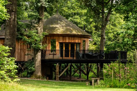 Luxury Treehouse Shoot Location in Yorkshire