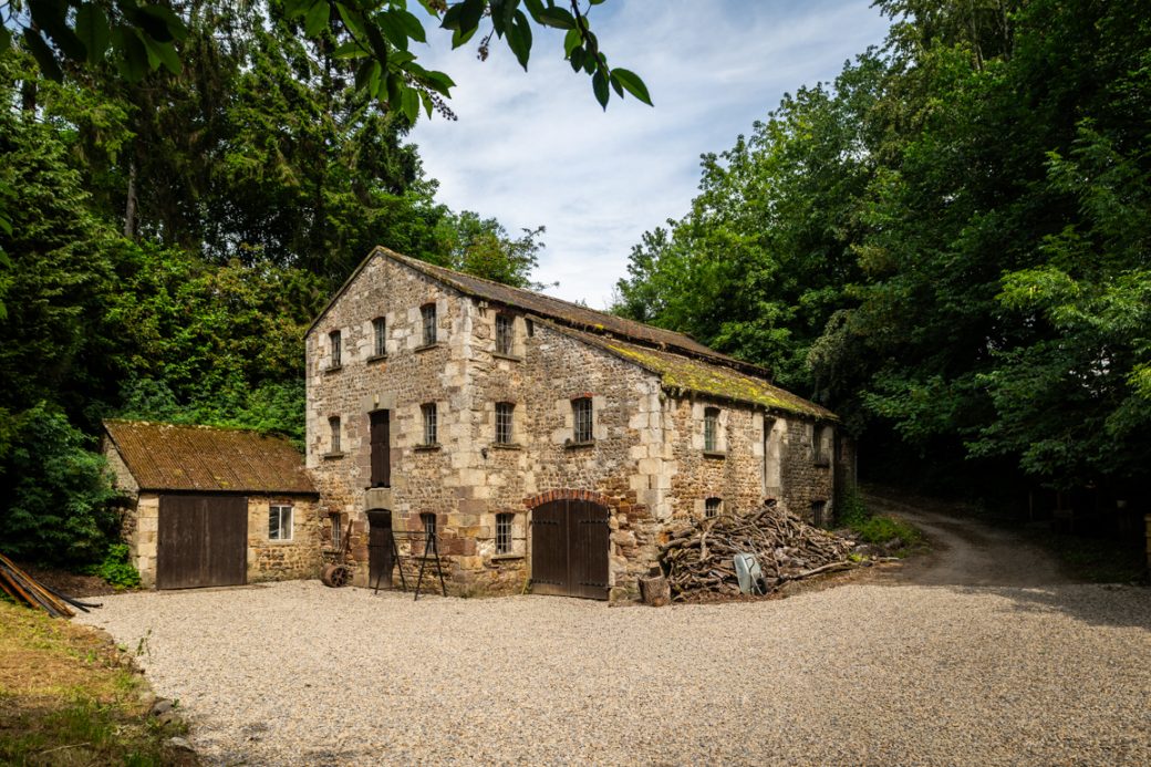 Historic Hall Shoot Location in Yorkshire