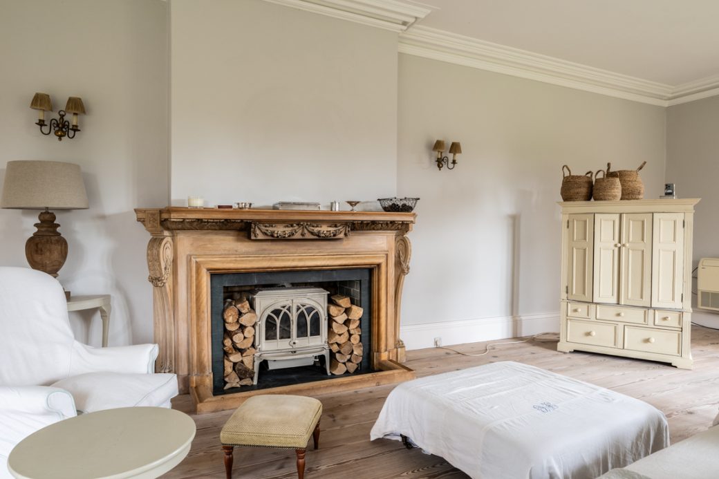 Elegant Period Shoot Location in Lancashire