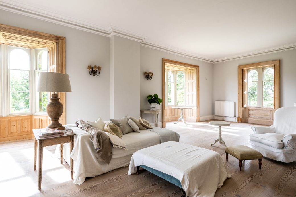 Elegant Period Shoot Location in Lancashire