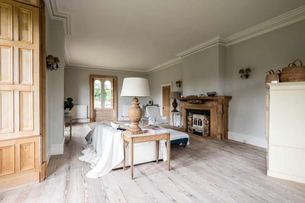 Elegant Period Shoot Location in Lancashire
