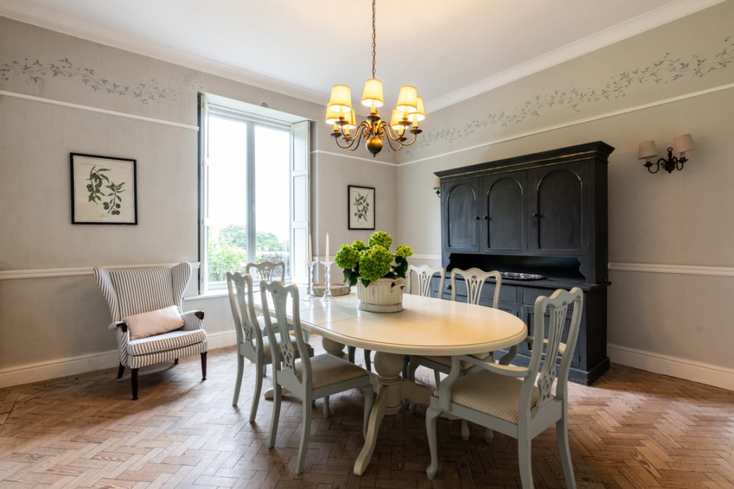 Elegant Period Shoot Location in Lancashire