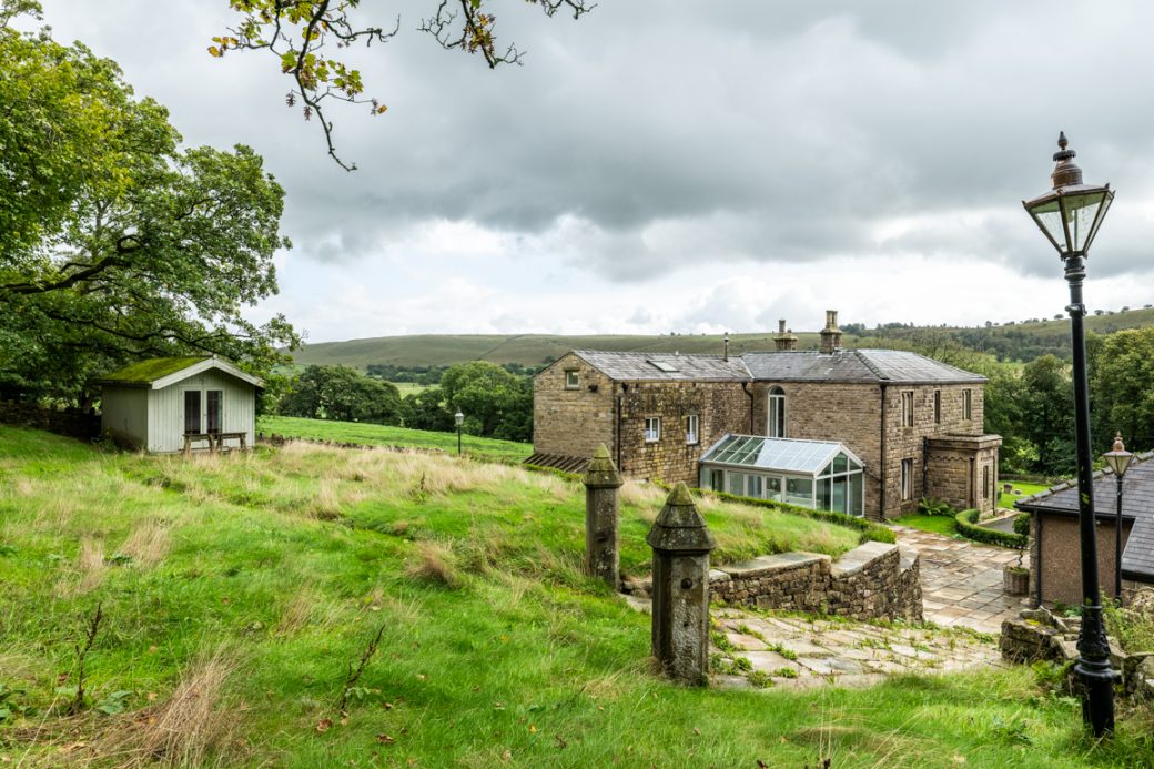 Elegant Period Shoot Location in Lancashire
