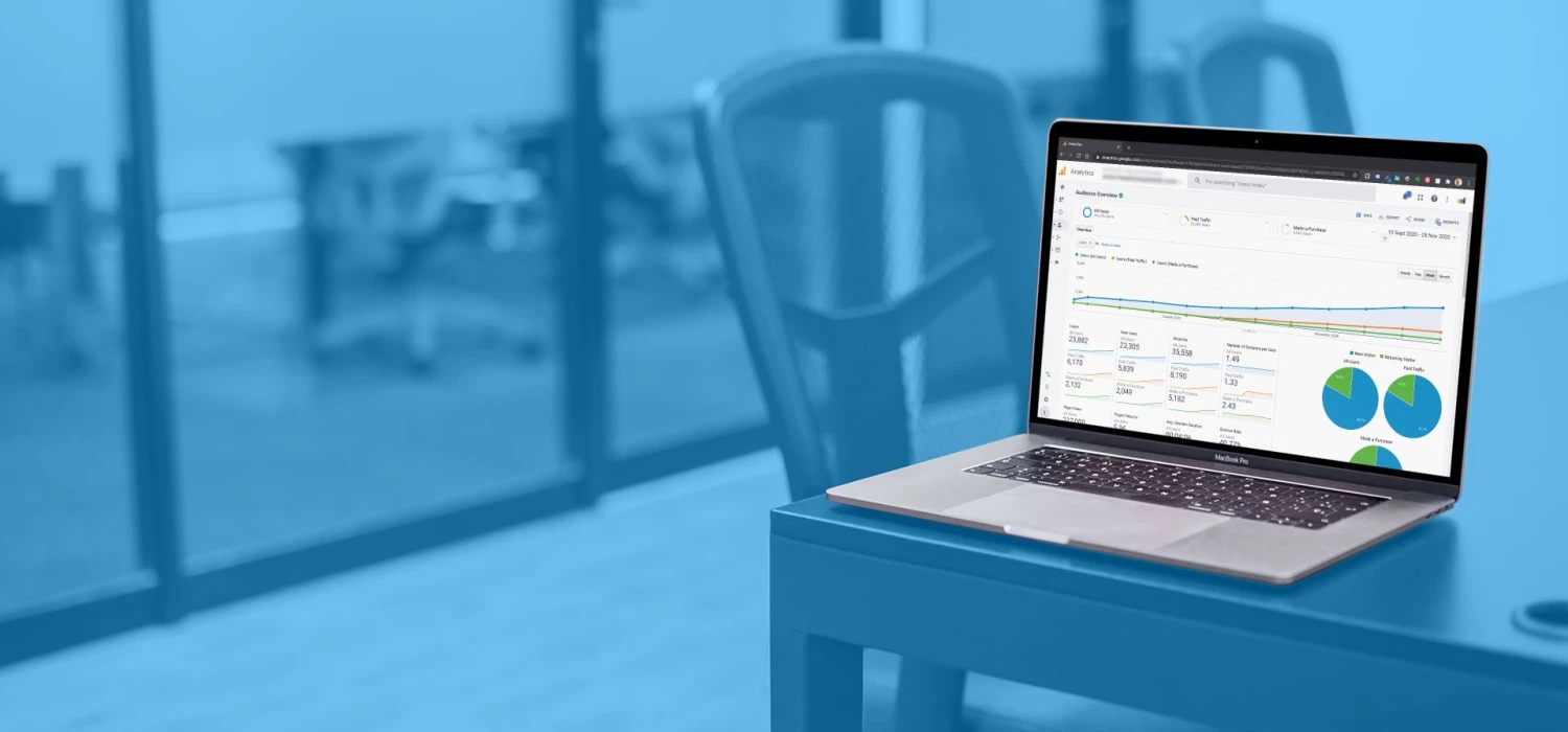 Marketing header blue