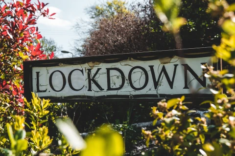 Lockdown street name sign