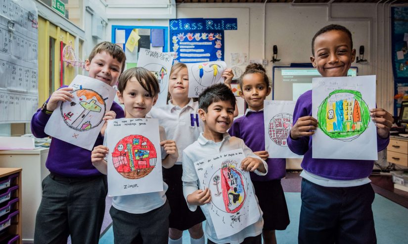 Great Fire of London schools workshop, 2016. London’s Burning, a festival of arts and ideas for Great Fire 350. Produced by Artichoke. Photo courtesy of London Borough of Islington Great Fire of London schools workshop, 2016. London’s Burning, a festival of arts and ideas for Great Fire 350. Produced by Artichoke. Photo courtesy of London Borough of Islington