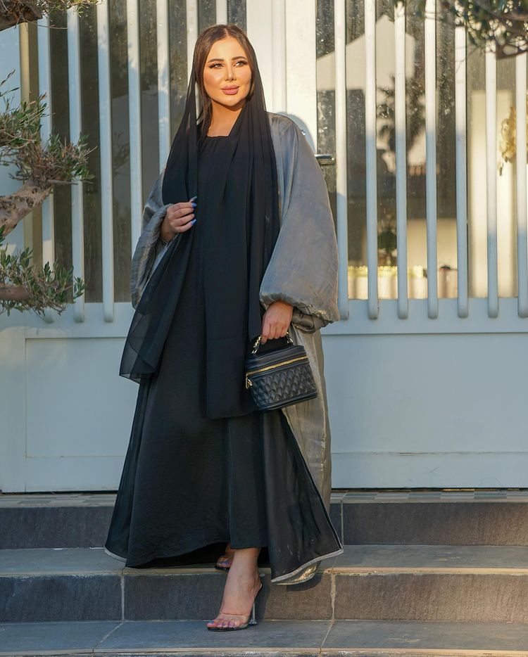 Shimmer Abaya Set 7 Shimmer Abaya Set - Image 7