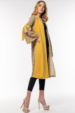 MBQ 000042 3 Bow Cape