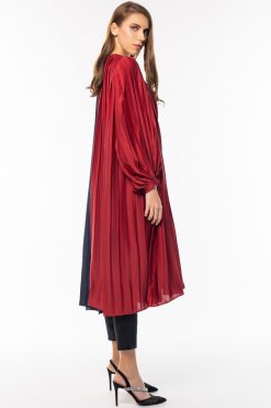 MBQ 000073 4 Pleated Cape