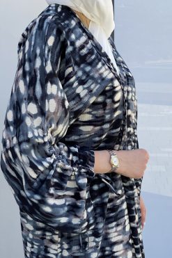 MOISS2101 3 Abstract Printed Abaya