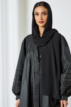 0621 bsi3189 3 Button Embellished Collar Abaya