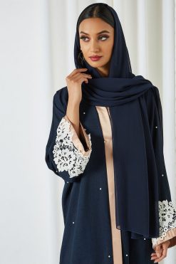 0621 bsi3200 4 Pearls Embellished Abaya