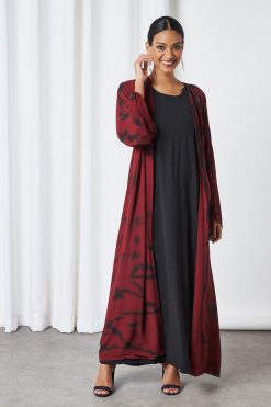 Tie And Die Bisht Abaya