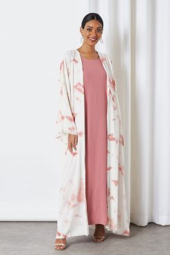 Tie And Die Bisht Abaya