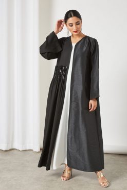 bsi3313 3 Beads embellished bisht abaya