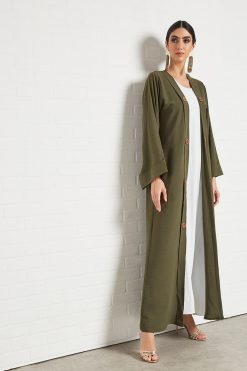 bsi3365 4 Button embellished bisht abaya