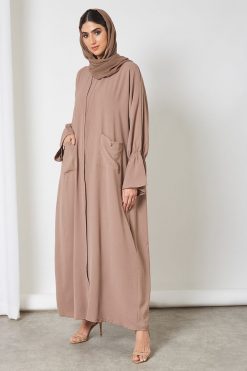 Pocket style abaya