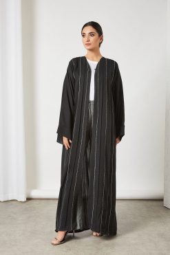embroidered bisht abaya