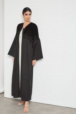 bsi3381 3 Applique & beads embellished abaya