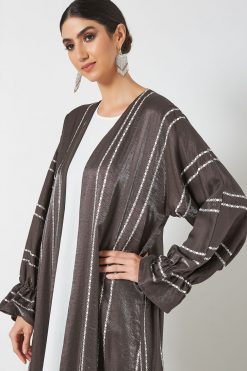 bsi3385 4 Embroidered bisht abaya