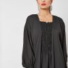 bsi3392 1 Pleated bisht abaya
