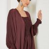 Pleated bisht abaya