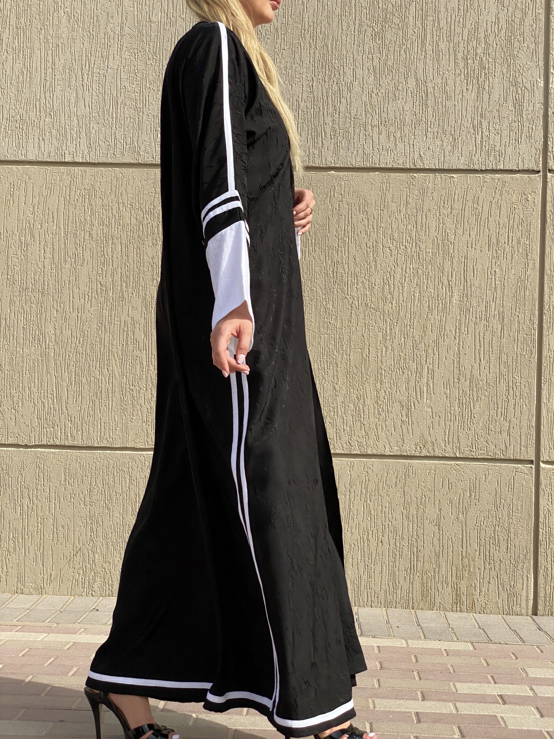 Black Jacquard Striped Abaya 3 Black Jacquard Striped Abaya - Image 3