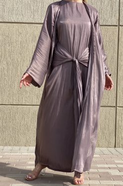MOI072132 2 scaled Mountbatten Pink Abaya Set