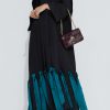 Shamua Abaya