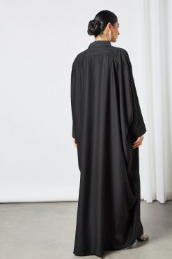bsi3502 3 Black embroidered kaftan abaya
