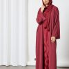 bsi3507 1 Maroon pleated inner abaya