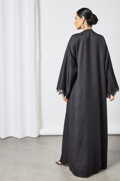 bsi3546 3 Black applique bisht abaya