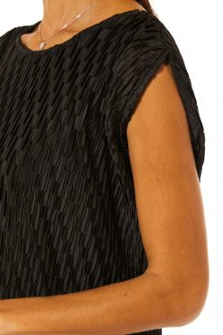 MOI1121069 2 Black Under Abaya