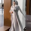 Pearls Abaya