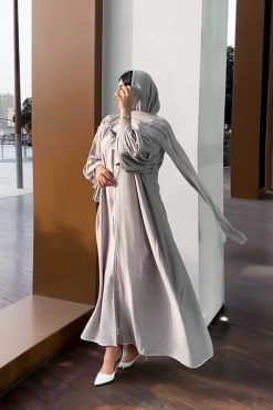 Pearls Abaya