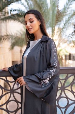 BAHI 000017 5 Grey feather Abaya