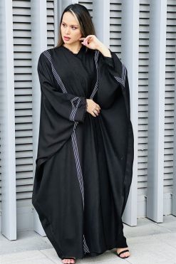 MOI032218 3 Louise Crepe Bhist Abaya