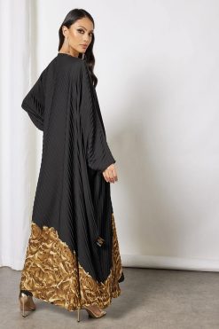 bsi3621 3 Self printed pleated abaya