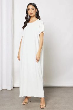 Bsi3637 5 Embroidered bisht with inner