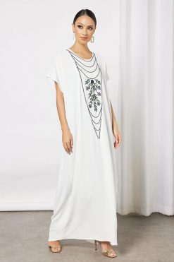 bsi3640 4 Embroidered bisht with inner
