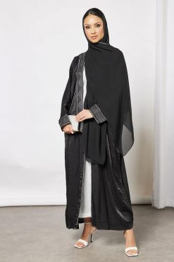 Bsi3643 3 Embroidered bisht with inner