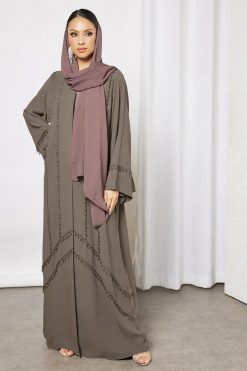 Bsi3655 3 Tussels embellished abaya