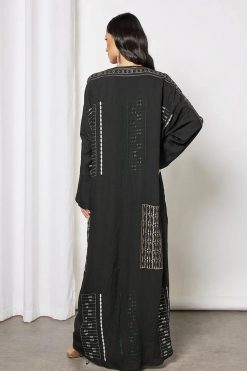 Bsi3666 4 Embroidered bahrini style bisht